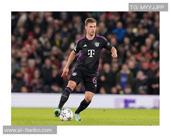 基米希因脚踝伤病未愈缺席拜仁新年首训引发关注